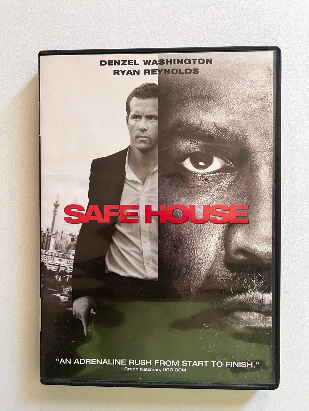 Safe House (Red Title) DVD Featuring Denzel Washington & Ryan Reynolds